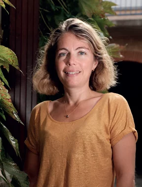 Laure RAYNAUD